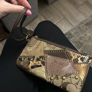 Beautiful coach wristlet
